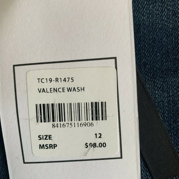 Tahari Rayon Denim Skinny Blue Jeans size 12 - Picture 11 of 14